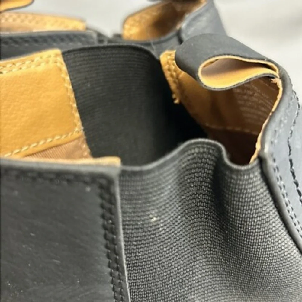 Izod Lucas Mens Size 8 M Black‎ Classic Outdoor Leather Chukka Boots Shoes
